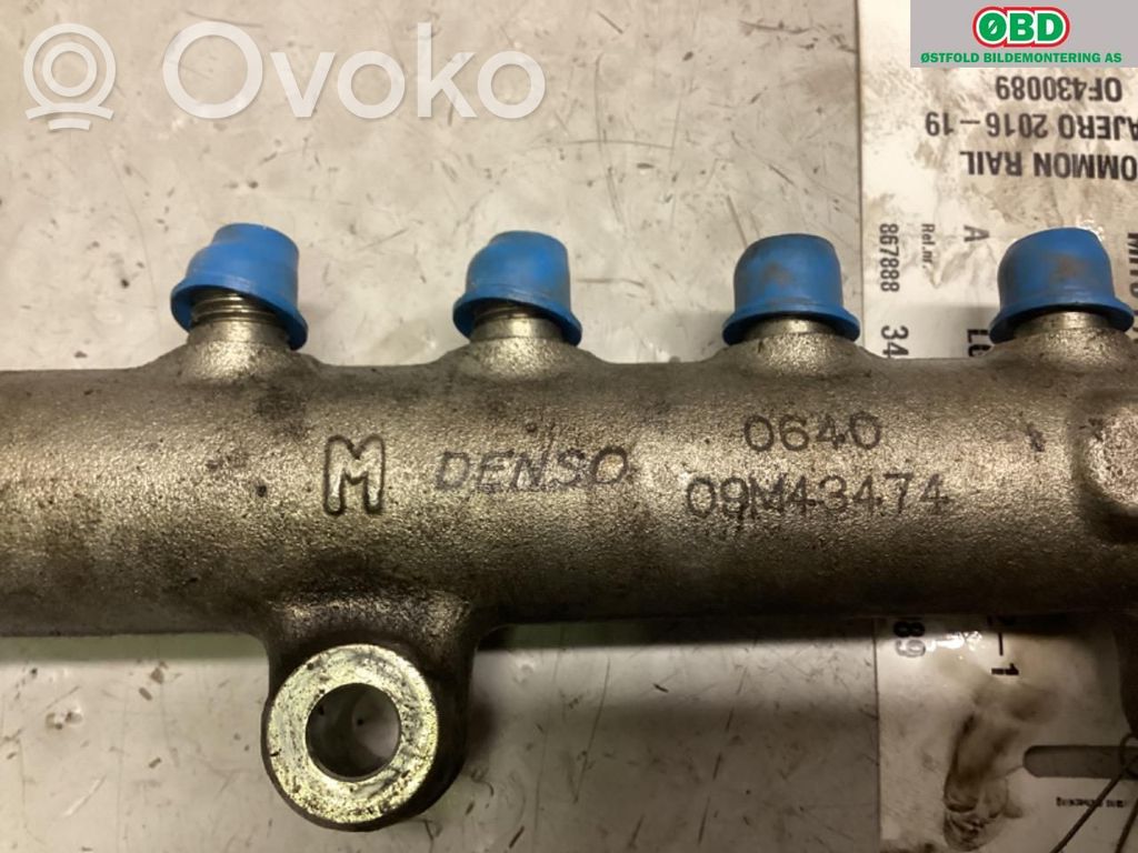 Mitsubishi Pajero Distribuidor de combustible 