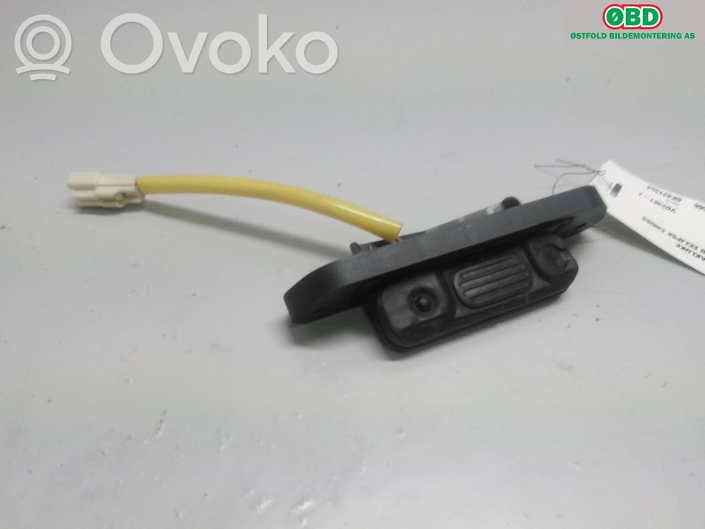 Interruptor para abrir la puerta trasera   5810A054,5810A054