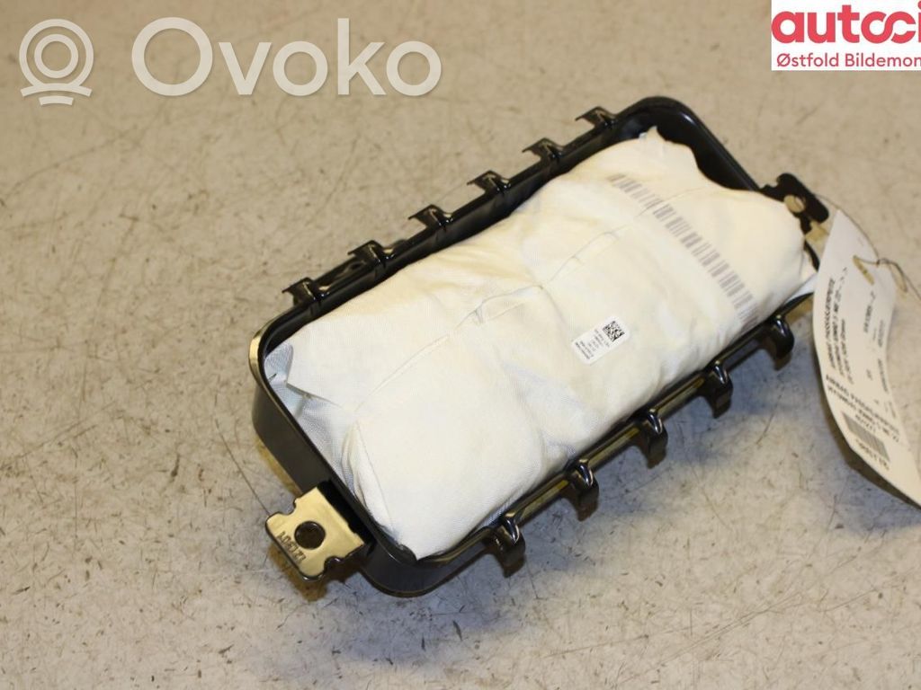 Hyundai Ioniq 5 Passenger airbag 