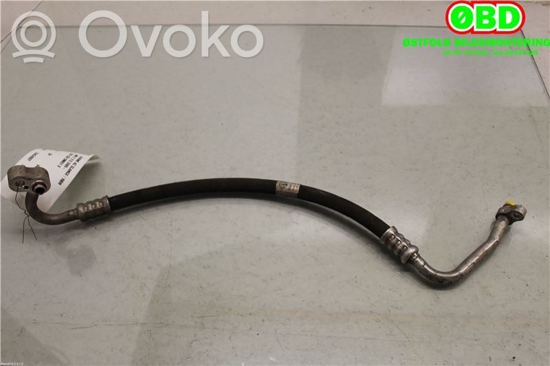 Ilmastointilaitteen putki (A/C)   A2128302500,A2128302500