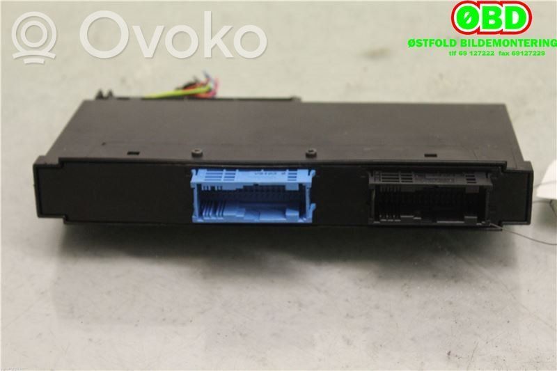 BMW 1 E81 E87 Central body control module 