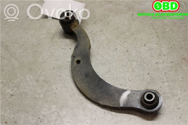 Toyota Avensis T270 Braccio di controllo sospensione posteriore 