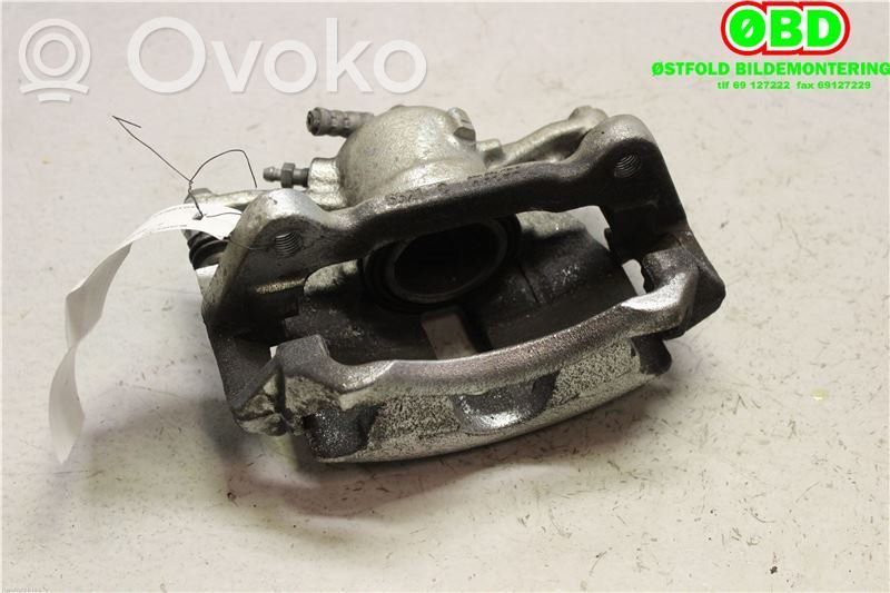 Etujarrusatula   8V0615123,8V0615123