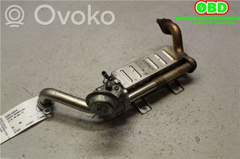 Toyota Avensis T270 Refroidisseur de vanne EGR 