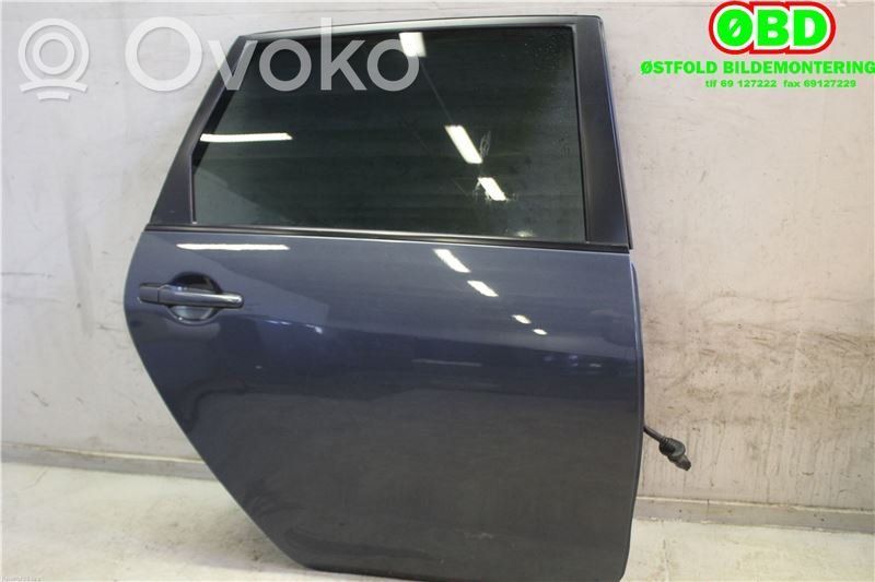 Mitsubishi Grandis Puerta trasera 
