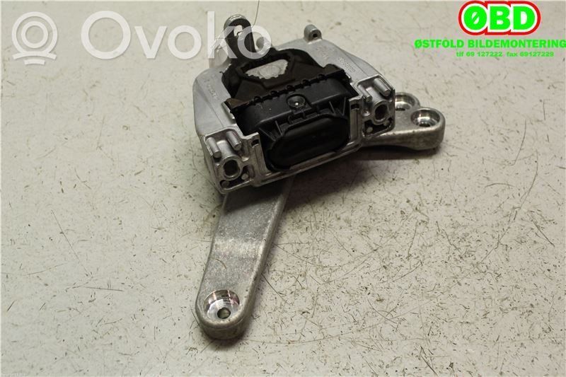 Volkswagen Golf VII Suport tampon motor 