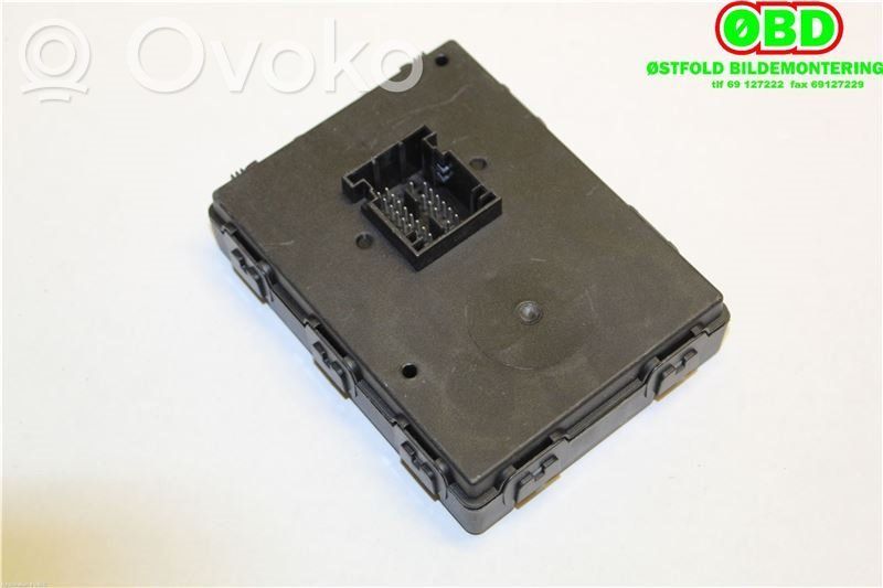 Volkswagen PASSAT B8 Centralina/modulo keyless go 