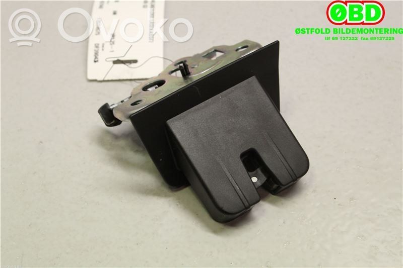 Audi Q3 8U Blocco chiusura del portellone