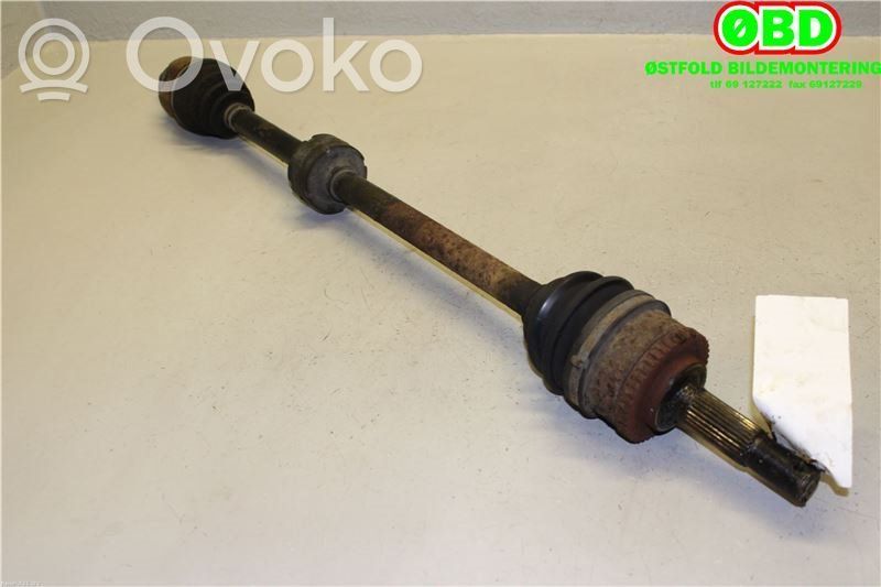 Eje de transmisión delantero   39100AU010,39100AU010