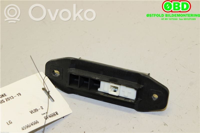 Toyota Auris E180 Interrupteur d'ouverture de coffre