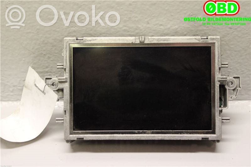 Mercedes-Benz E W212 Unità principale autoradio/CD/DVD/GPS