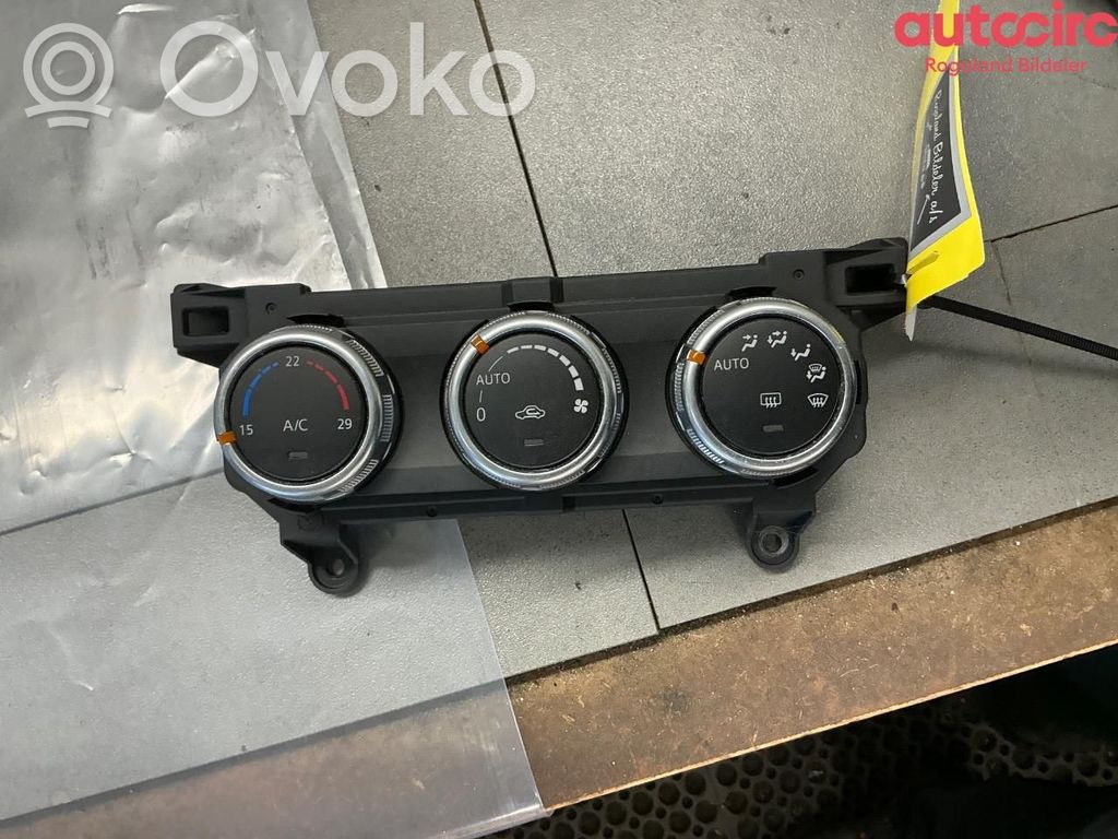 Mazda CX-3 Climate control/heater control trim 
