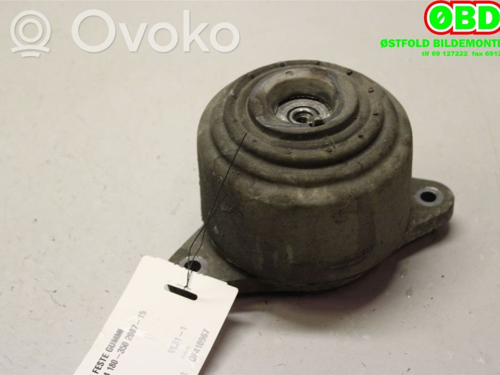 Mercedes-Benz C W204 Supporto di montaggio del motore