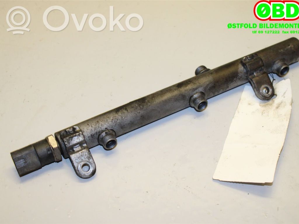 Mercedes-Benz ML W164 Distributeur de carburant 