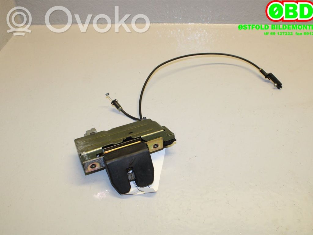 Volvo XC90 Tailgate lock latch 