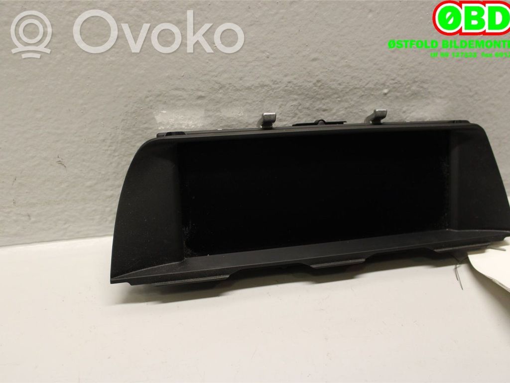 BMW 5 F10 F11 Panel radia 