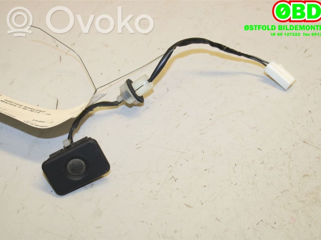 Tailgate opening switch   GHK1568D0,GHK1568D0