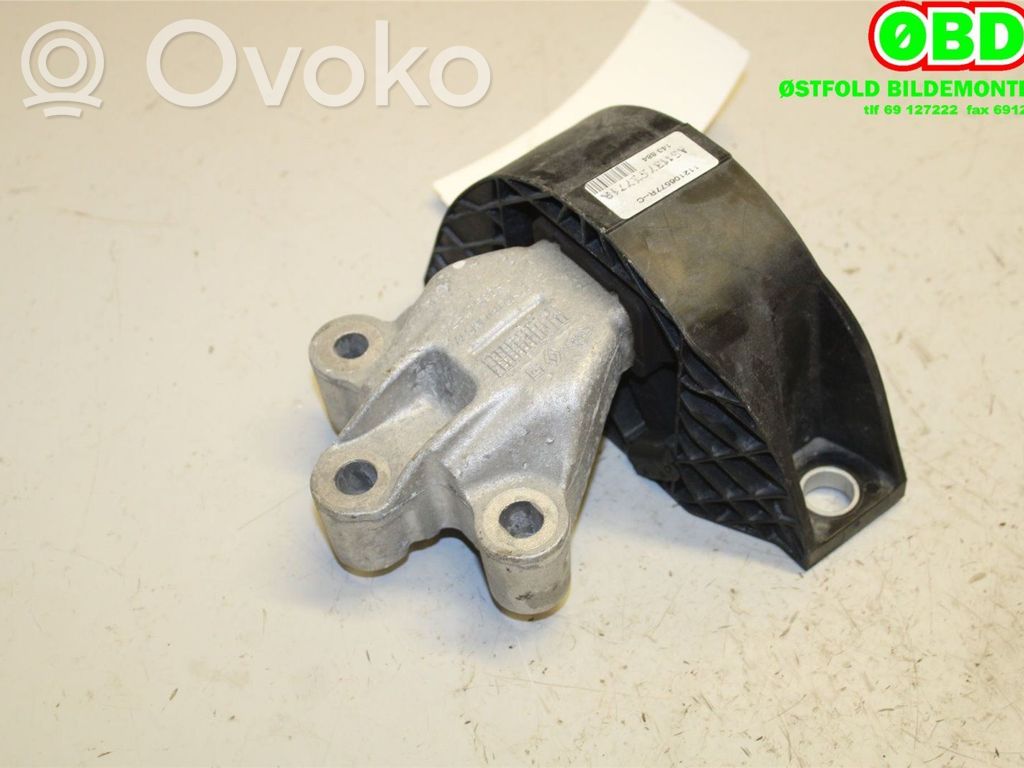 Engine mount bracket   113755771R,112847590R,112847590R,112847590R,113755771R