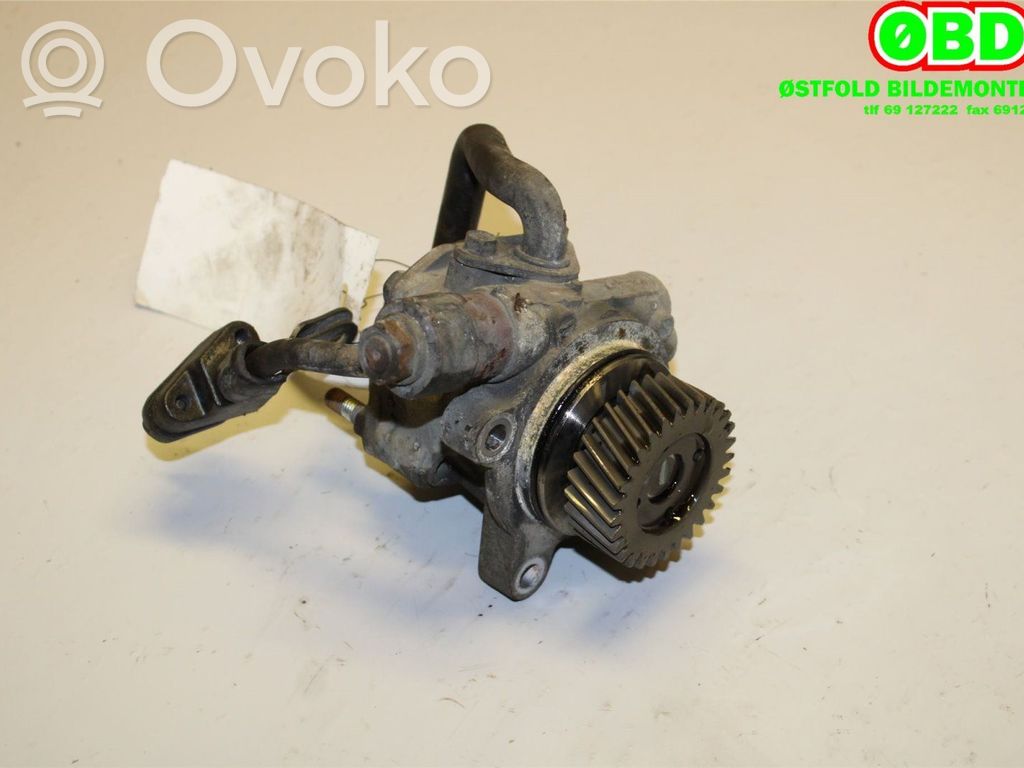 Isuzu D-Max Ohjaustehostimen pumppu 