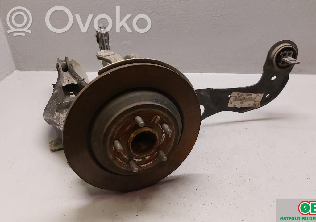Ford Focus Aizmugurē riteņa rumbas vārpstas šarnīrs (stupica, capfa) 