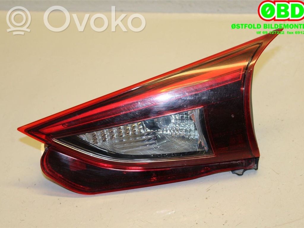 Mazda 3 III Galinis žibintas kėbule 