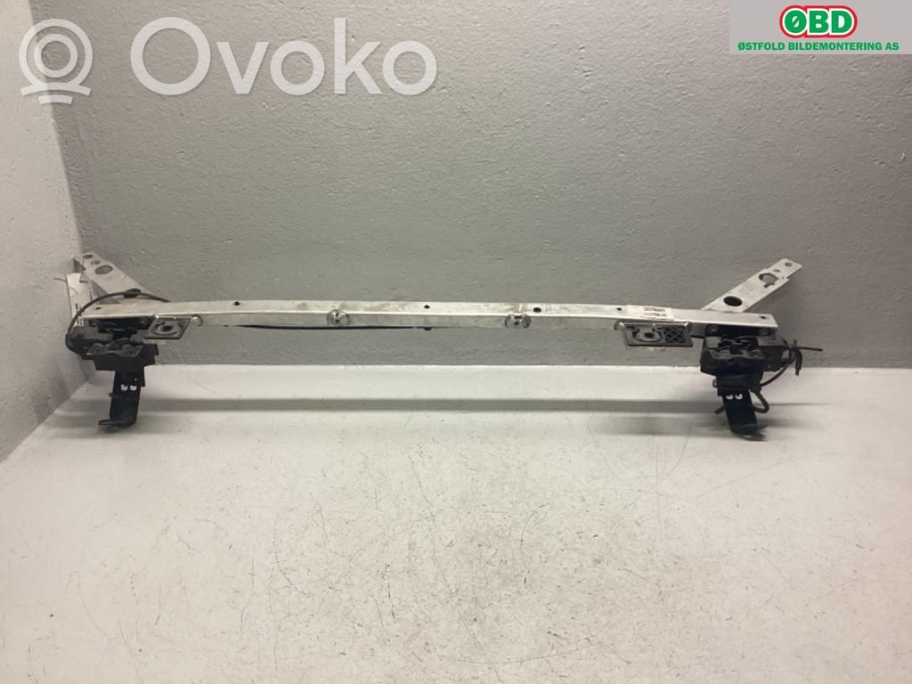 Volvo V60 Radiator support slam panel 