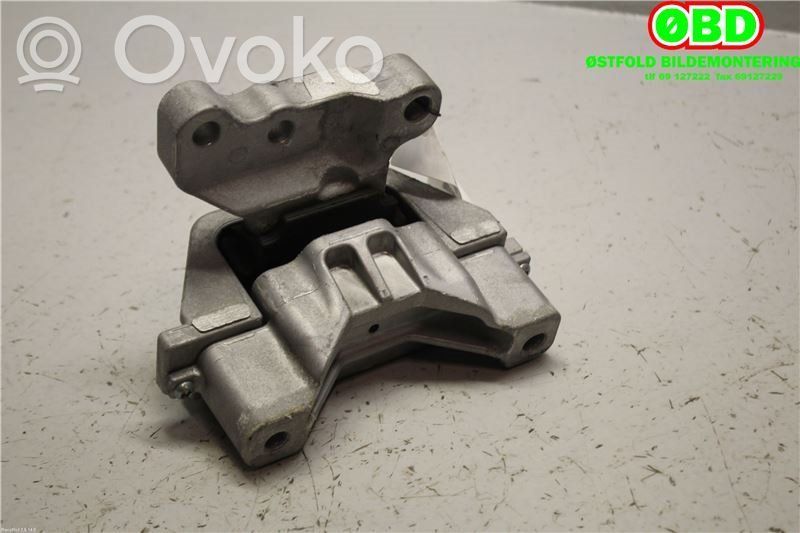 Engine mount bracket   2910A137,2910A137