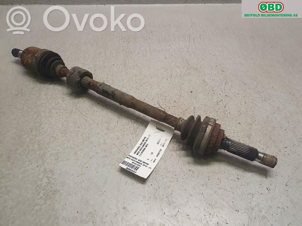 Mitsubishi Outlander Planetară spate 
