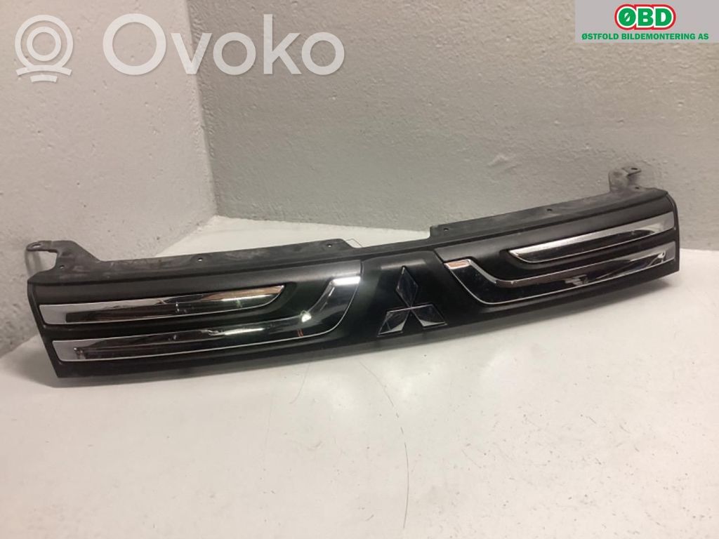 Mitsubishi Outlander Etusäleikkö 