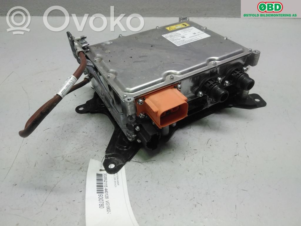 Mercedes-Benz C W205 Ładowarka do akumulatora