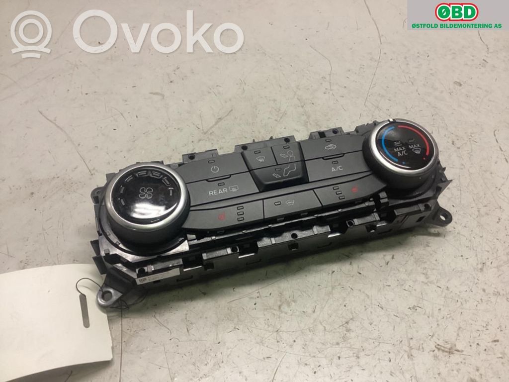 Console centrale, commande chauffage/clim   2473879,2473879