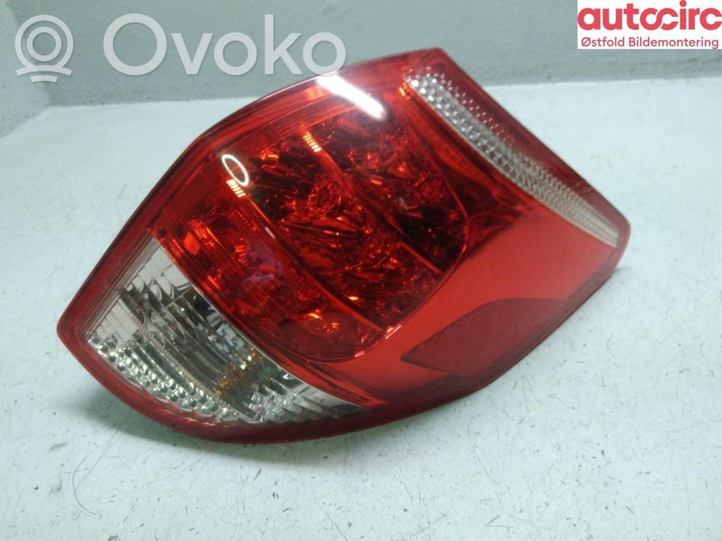 Toyota RAV 4 (XA30) Luci posteriori 