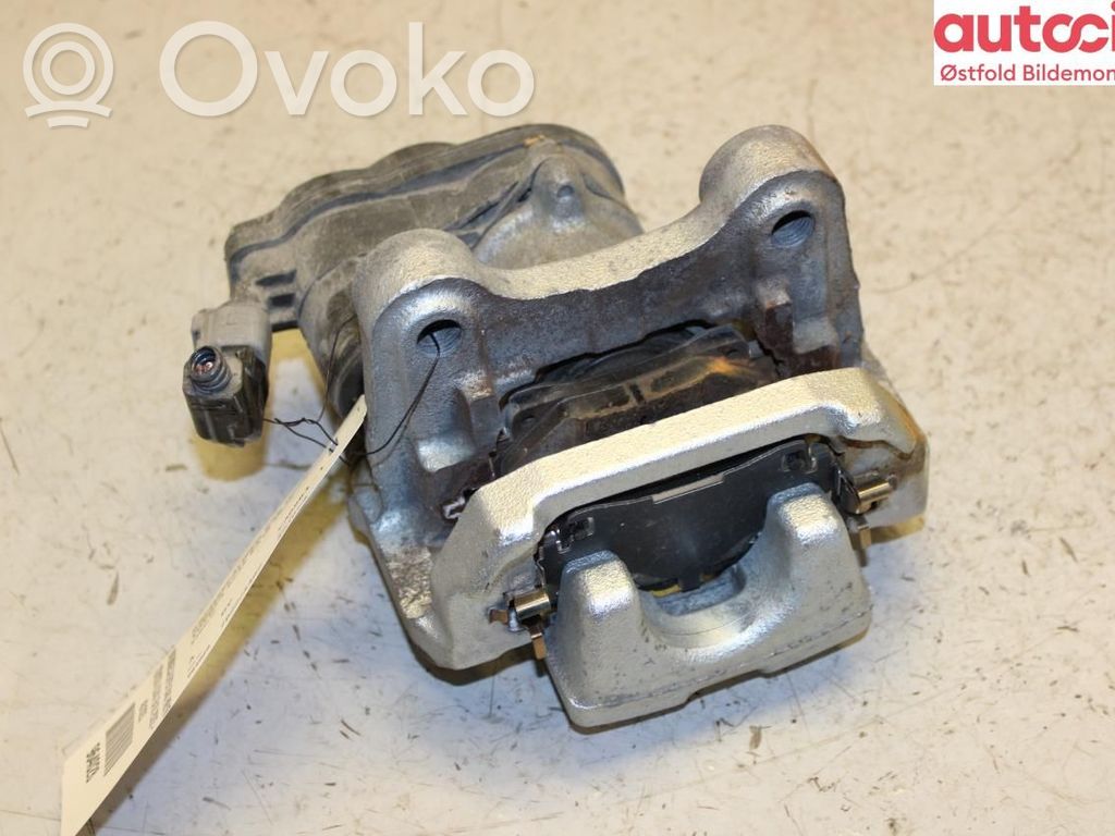 Toyota bZ4X Pinza del freno posteriore