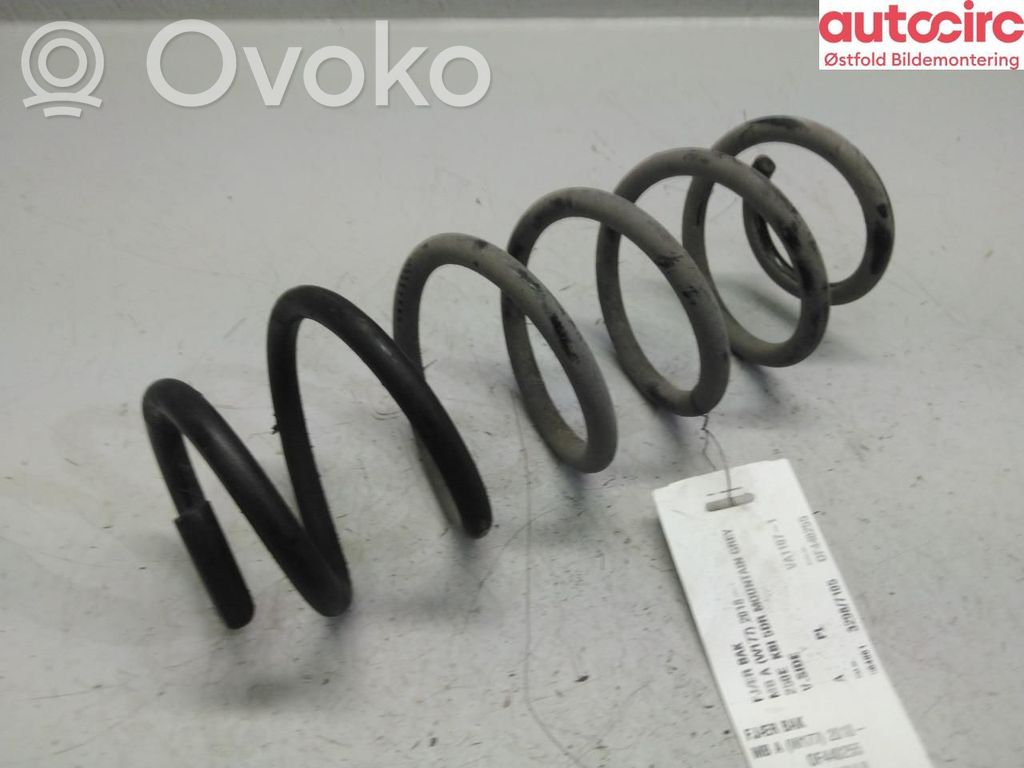Mercedes-Benz A W177 Soporte de goma del muelle espiral trasero