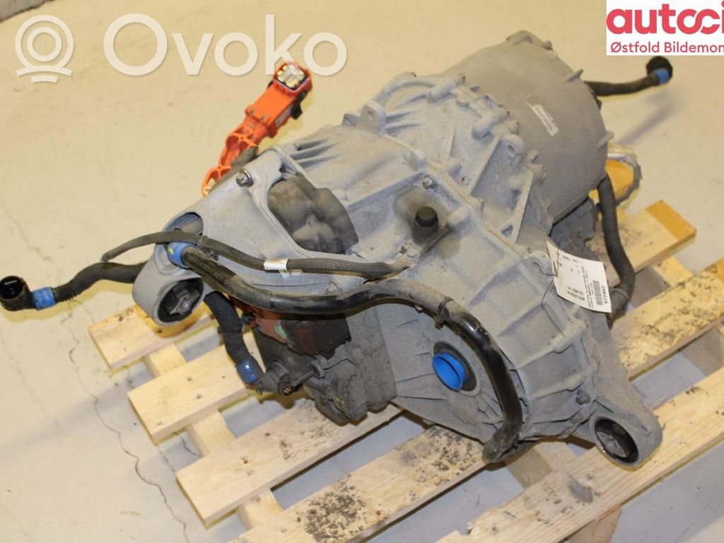 Tesla Model Y Elektromobilio variklis 