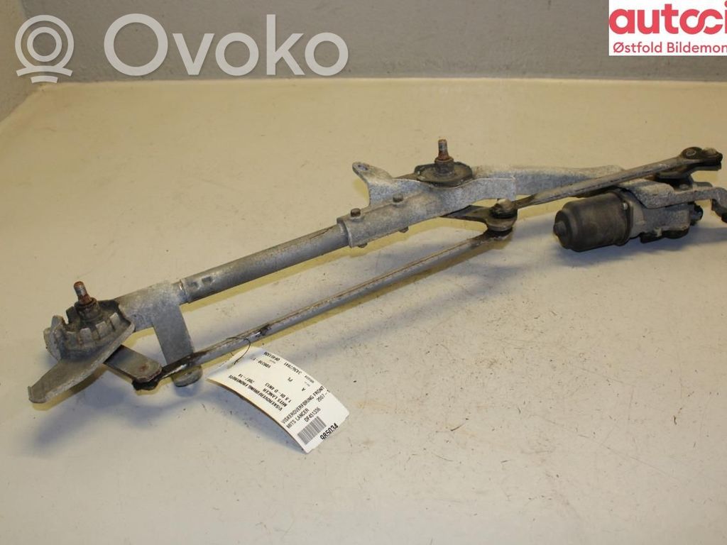 Mitsubishi Lancer VIII Etupyyhkimen vivusto