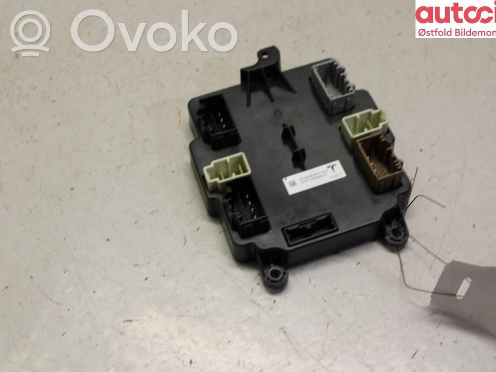 Other control units/modules   106205600D,106205600D