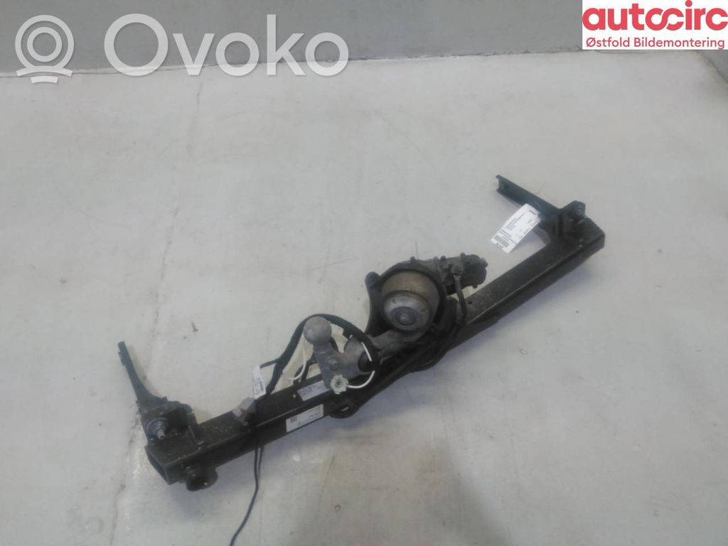 Hak holowniczy   32351446,32351446