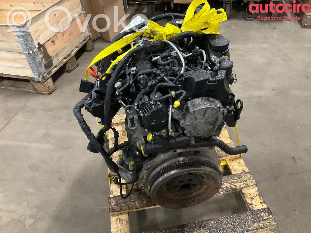 Volkswagen Golf VI Engine 