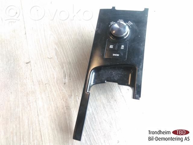 Lexus IS III XE30 Otros interruptores/perillas/selectores 