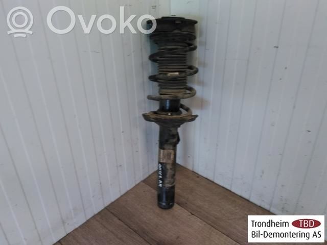 Amortyzator osi przedniej ze sprężyną   8S0413031A,8S0411105AT,8S0411105AT,8S0413031A