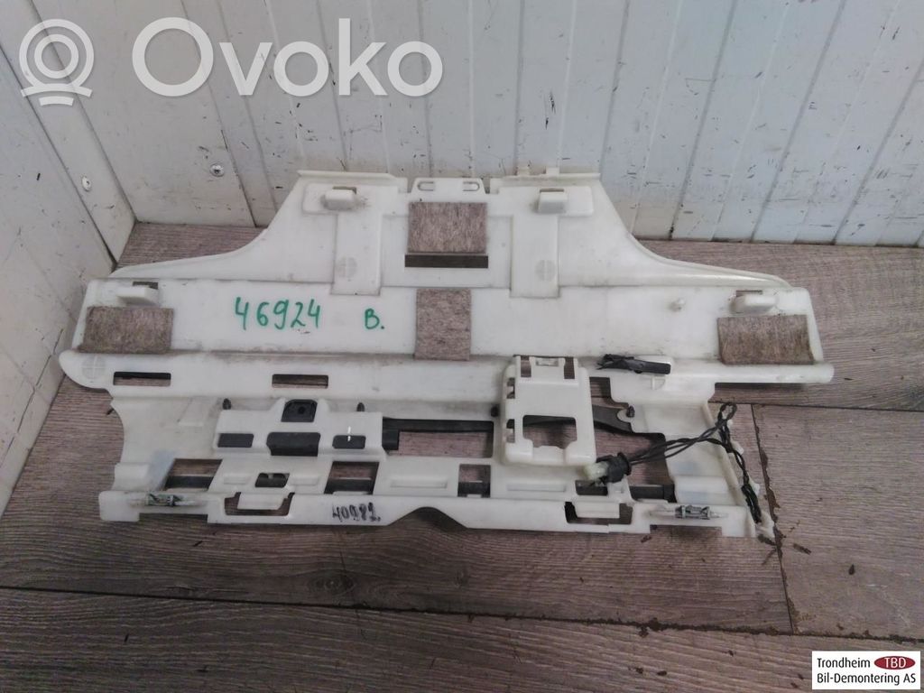 BMW M4 F82 F83 Belka zderzaka tylnego 
