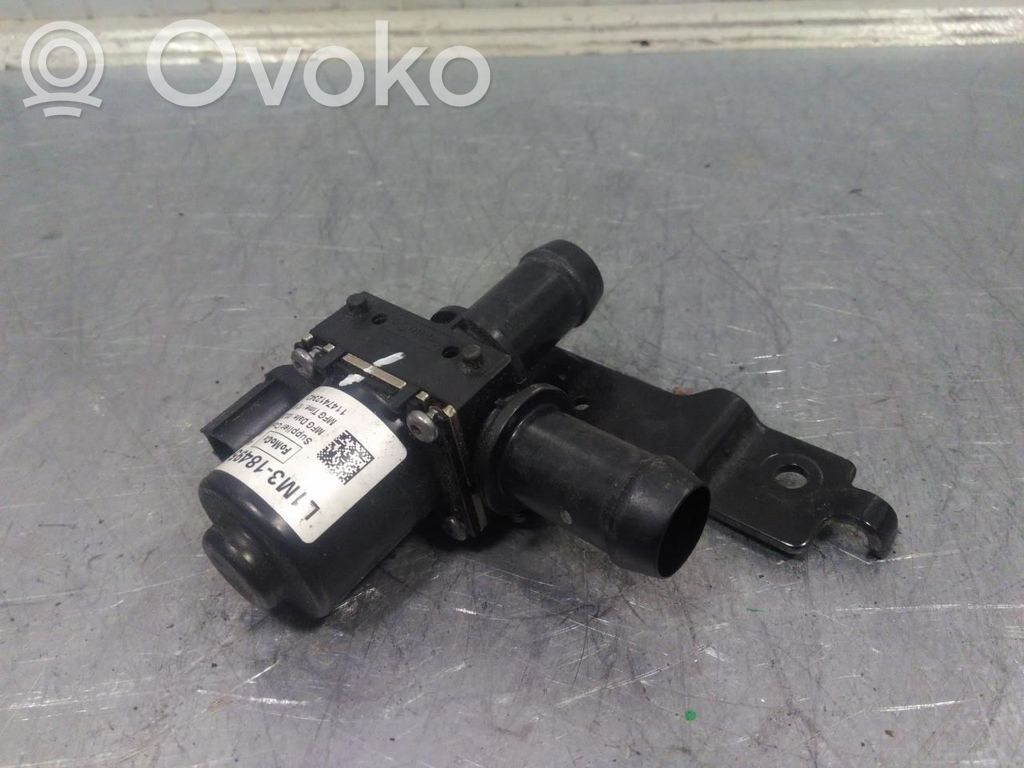 Ford Explorer VI Pompa wody 