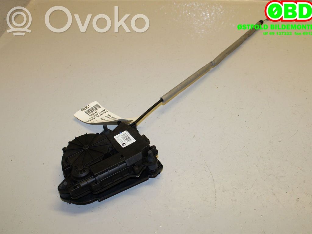 BMW 7 G11 G12 Takaluukun lukon salvan moottori 