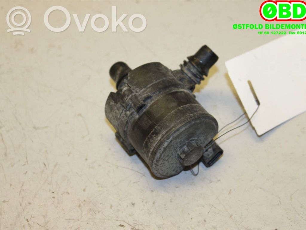 BMW X4 F26 Webasto pompe de circulation d'eau 