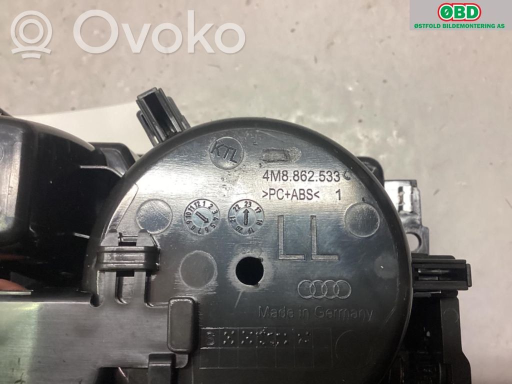 Audi Q8 Uchwyt na kubek deski rozdzielczej 