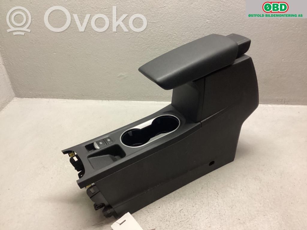 Renault Captur II Center console 