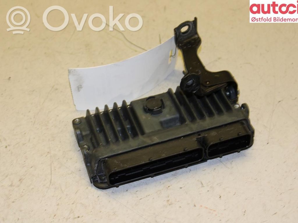 Toyota Yaris XP210 Unitate control motor/modul ECU 