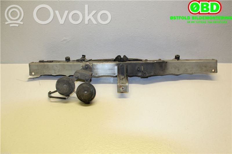 Toyota Avensis T270 Panou suport radiator 