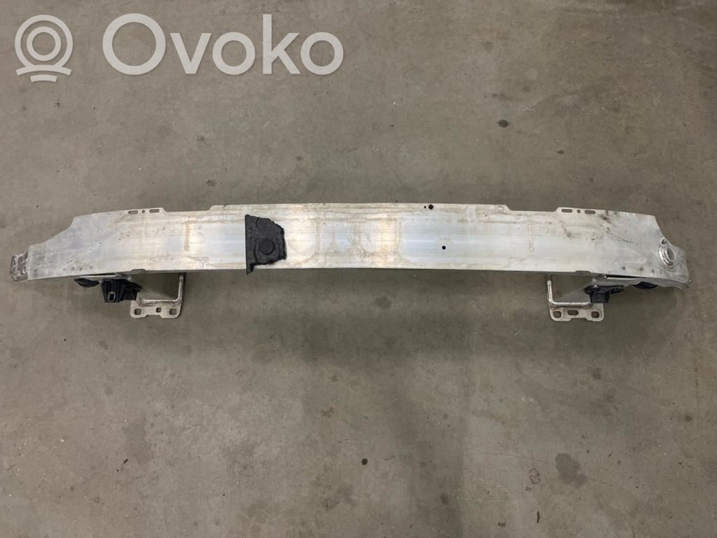 Audi RS6 C8 Priekšpusē bampera sastiprinājums 